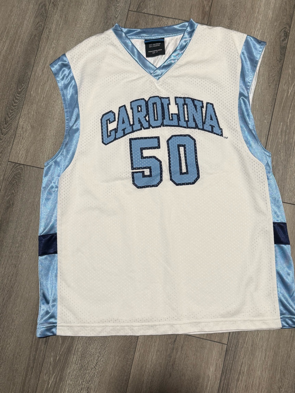 NCAA Basketball Jersey 50 in White & Blue Size XL Like New